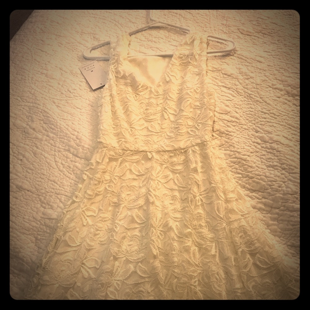 Lacy, white bridal sleeveless sundress